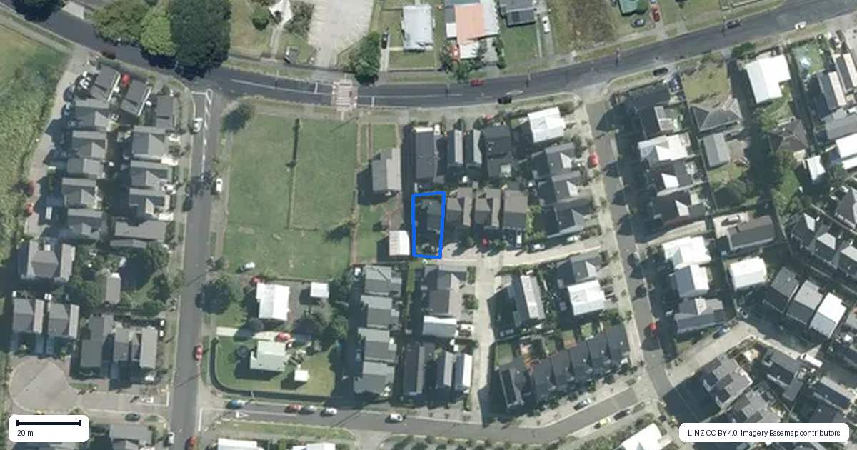 Property context map for 10 Takerei Way, Glen Innes, Auckland