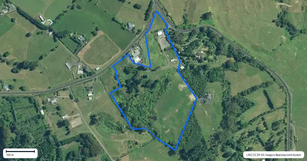 Property context map for 11 Brewster Road, Pukekawa