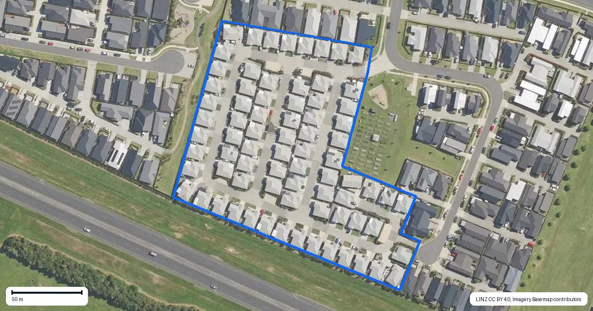 Property context map for 27 Arrow Close, Papamoa