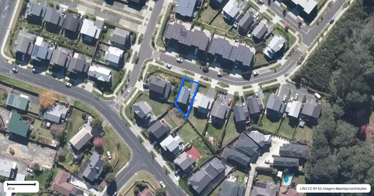 Property context map for 47 Manutewhau Road, Massey, Auckland