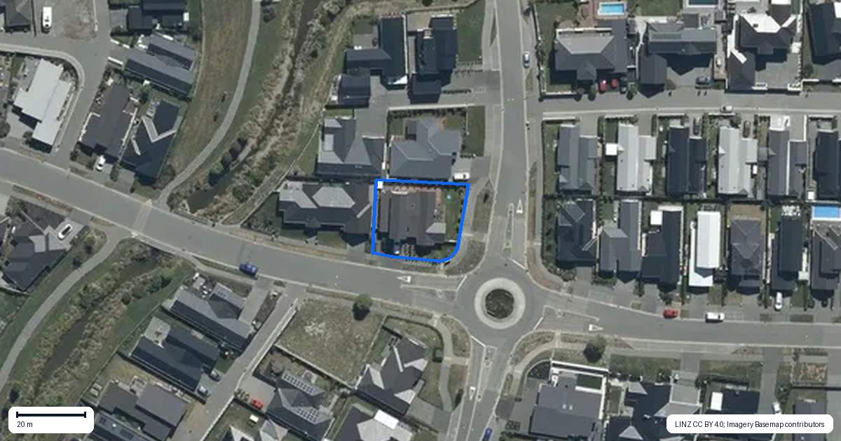 Property context map for 28 Glenturret Drive, Casebrook, Christchurch