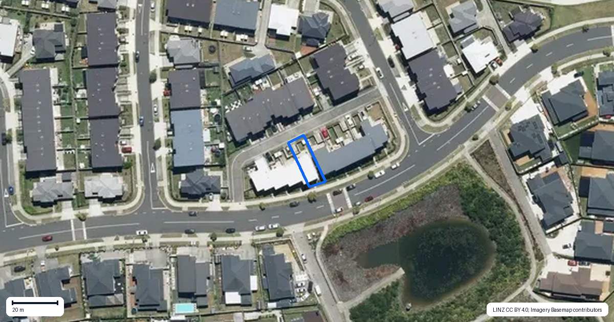 Property context map for 71 Mettam Drive, Swanson, Auckland