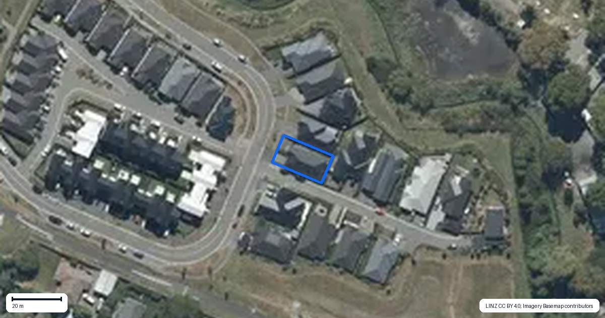 Property context map for 33 Miromiro Street, Broomfield, Christchurch