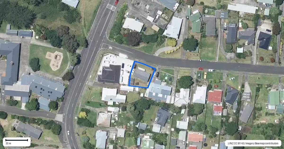 Property context map for 2 Broadhead Avenue, Tawhero, Whanganui