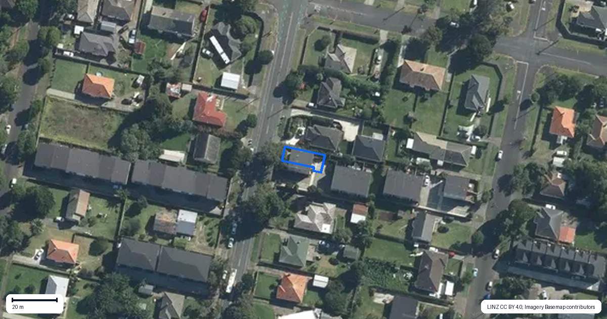 Property context map for 36 Erima Avenue, Point England, Auckland