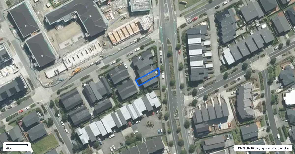 Property context map for 72 Te Oneroa Way, Long Bay, Auckland