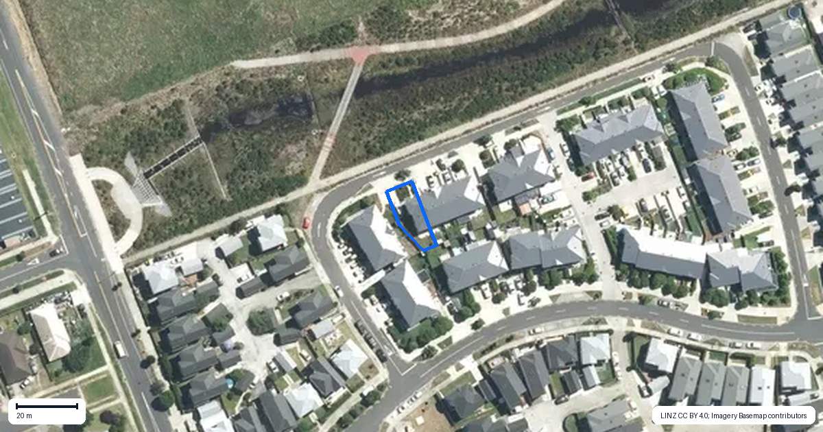 Property context map for 17 Saddleback Crescent, Papakura