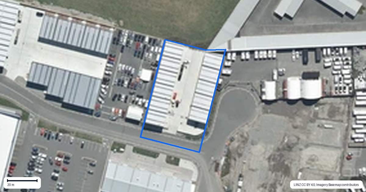 Property context map for 2/7 Lake Bryndwr Lane, Burnside, Christchurch