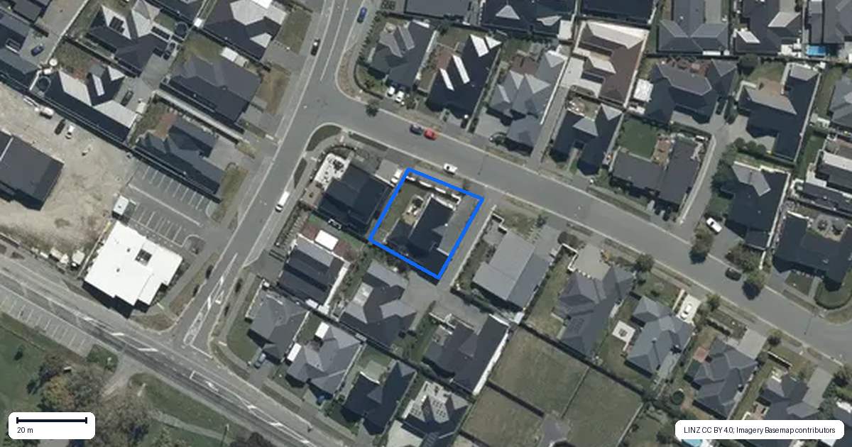 Property context map for 42 Grayshott Avenue, Casebrook, Christchurch