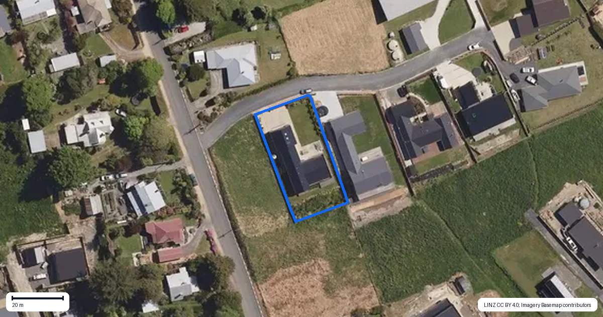 Property context map for 4 Okahau Terrace, Warrington, Waikouaiti