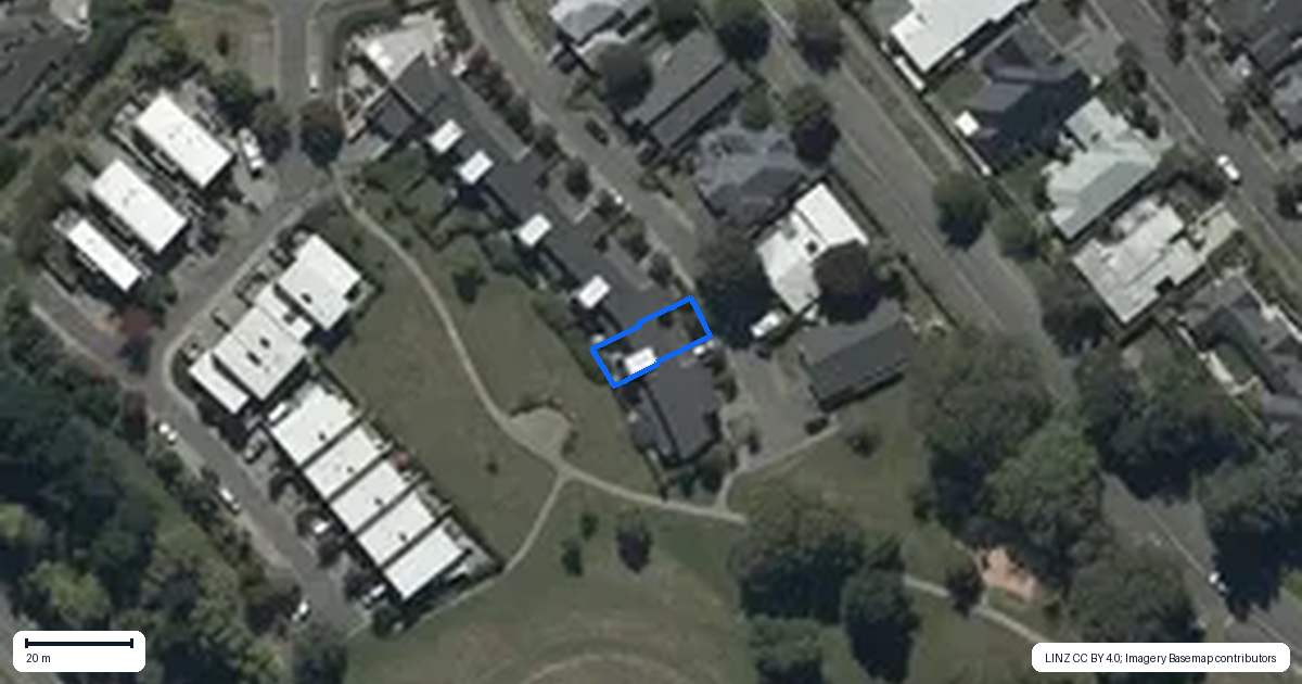 Property context map for 18 Dave Jamieson Lane, Hillmorton, Christchurch