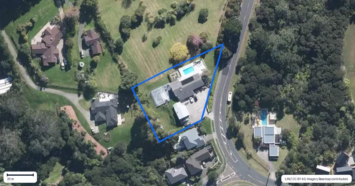 Property context map for 165 Schnapper Rock Road, Schnapper Rock, Auckland