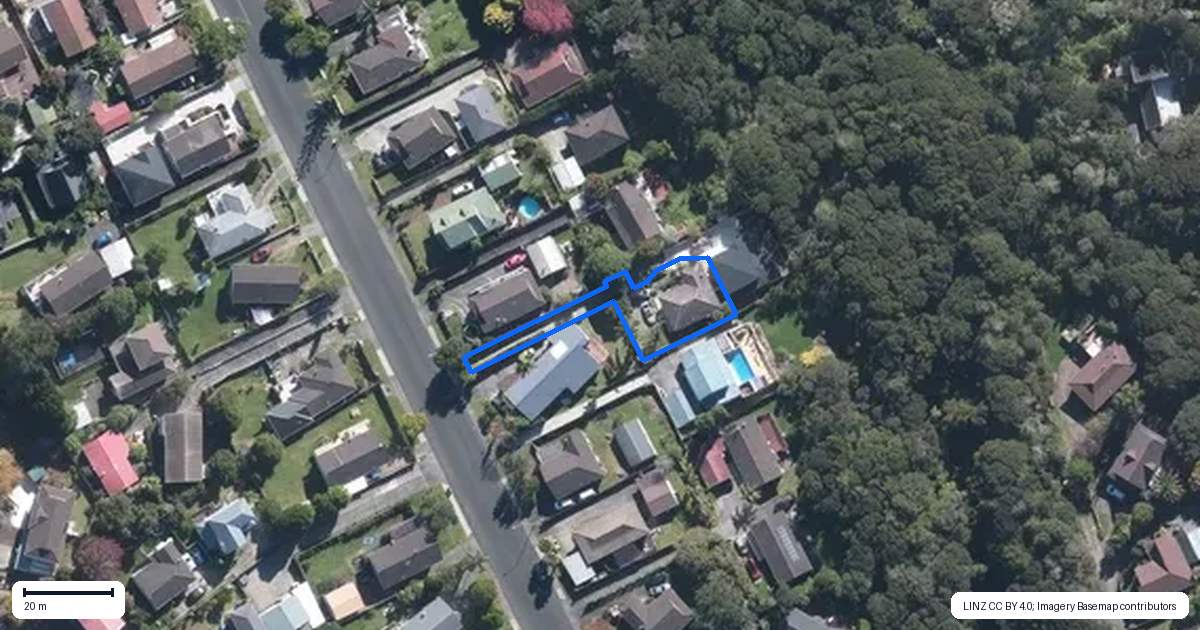 Property context map for 81 Lynn Road, Bayview, Auckland