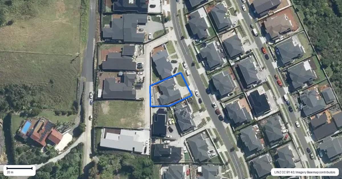 Property context map for 64 Kewa Road, Albany Heights, Auckland