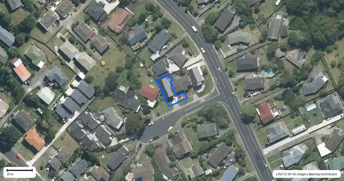 Property context map for 1B Mowbray Place, Sunnynook, Auckland
