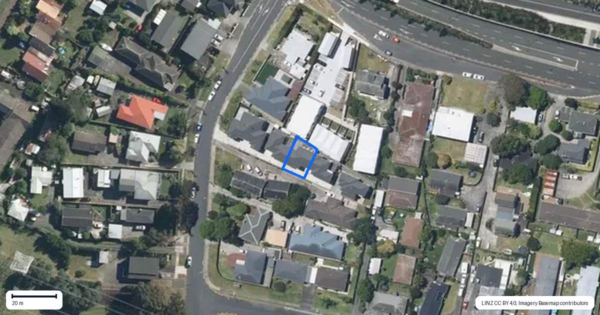 Property context map for 2D Millen Avenue, Pakuranga, Auckland