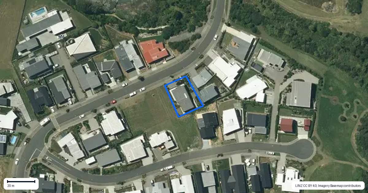Property context map for 23 Omahina Street, Raglan