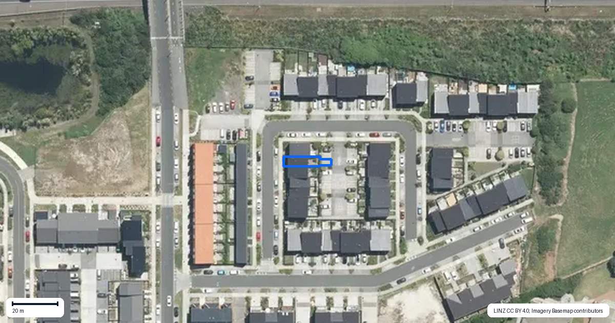 Property context map for 13 Kotuitui Street, Manukau, Auckland