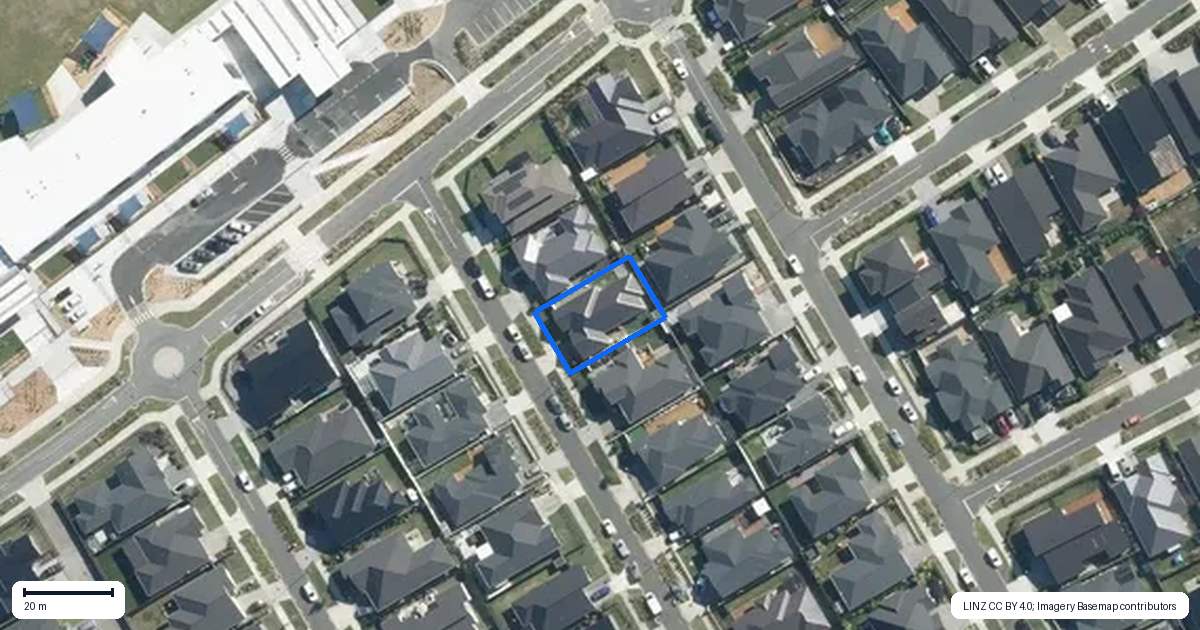 Property context map for 18 Kuinga Street, Wainui