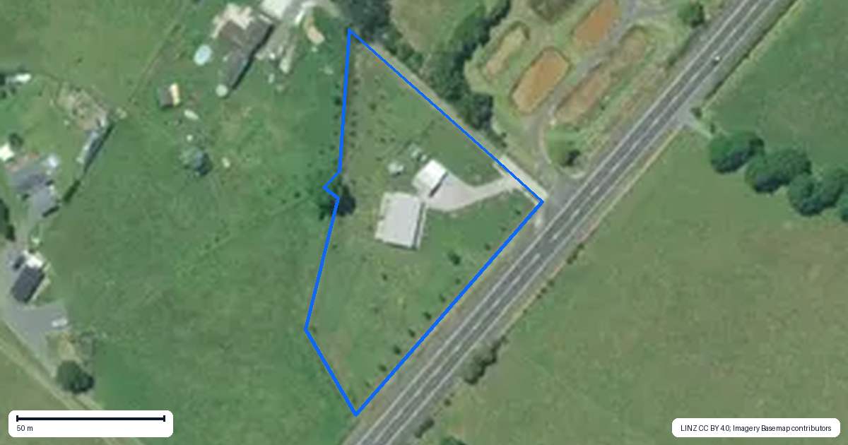 Property context map for 241A State Highway 25, Waitakaruru, Ngatea