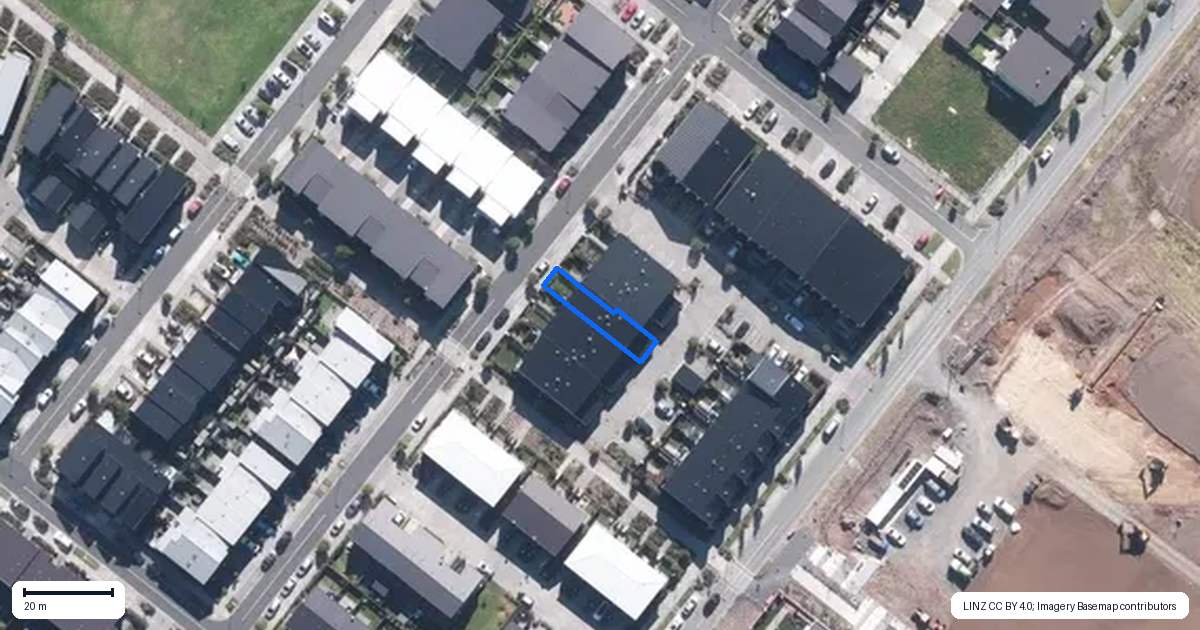 Property context map for 32 Walter Merton Road, Hobsonville, Auckland
