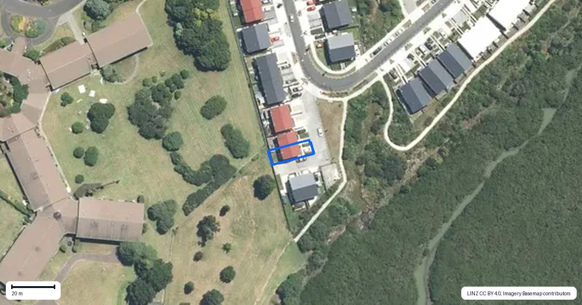 Property context map for 10 Jean Alma Lane, Wattle Downs, Auckland