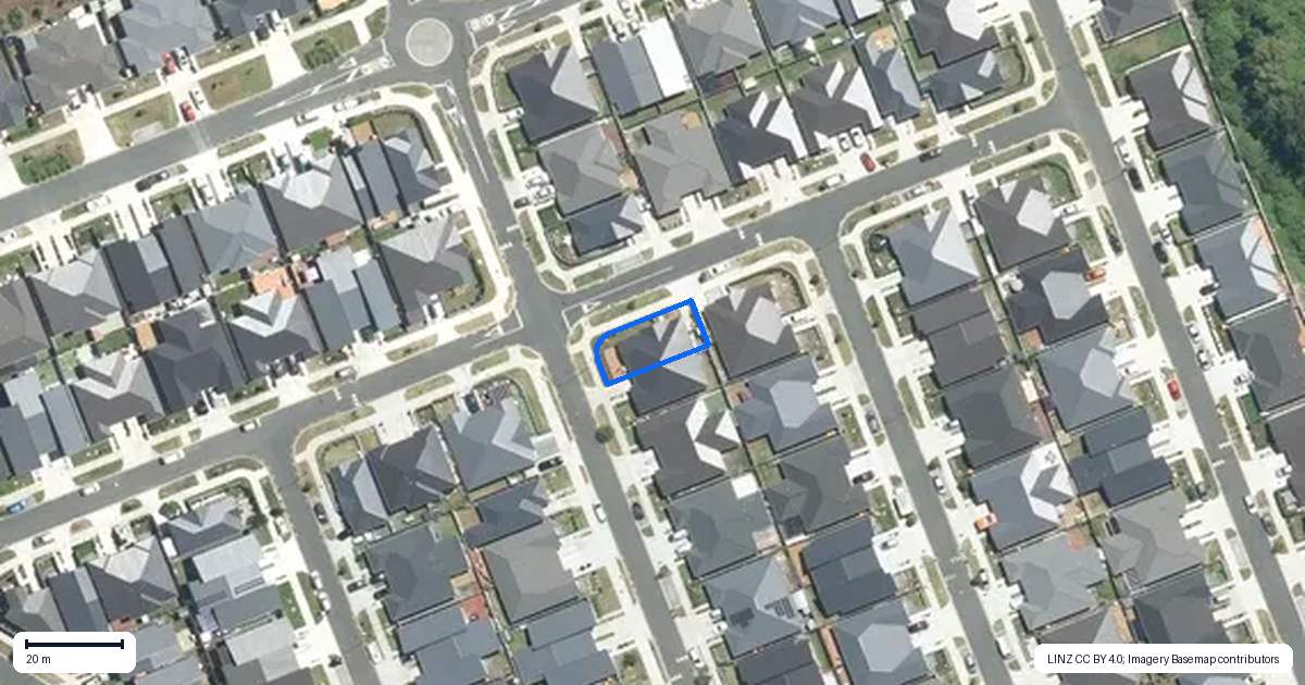 Property context map for 21 Whareatua Avenue, Takanini, Auckland