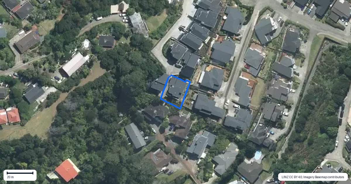 Property context map for 83B Bayside Drive, Browns Bay, Auckland