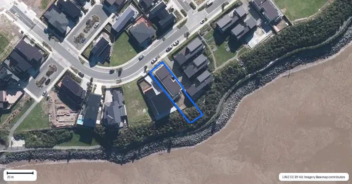 Property context map for 34 Picnic Point Road, Hobsonville, Auckland