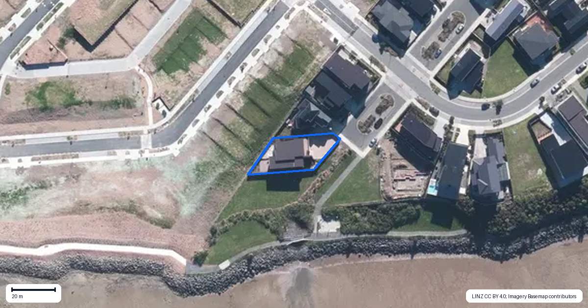 Property context map for 7 Seawind Way, Hobsonville, Auckland