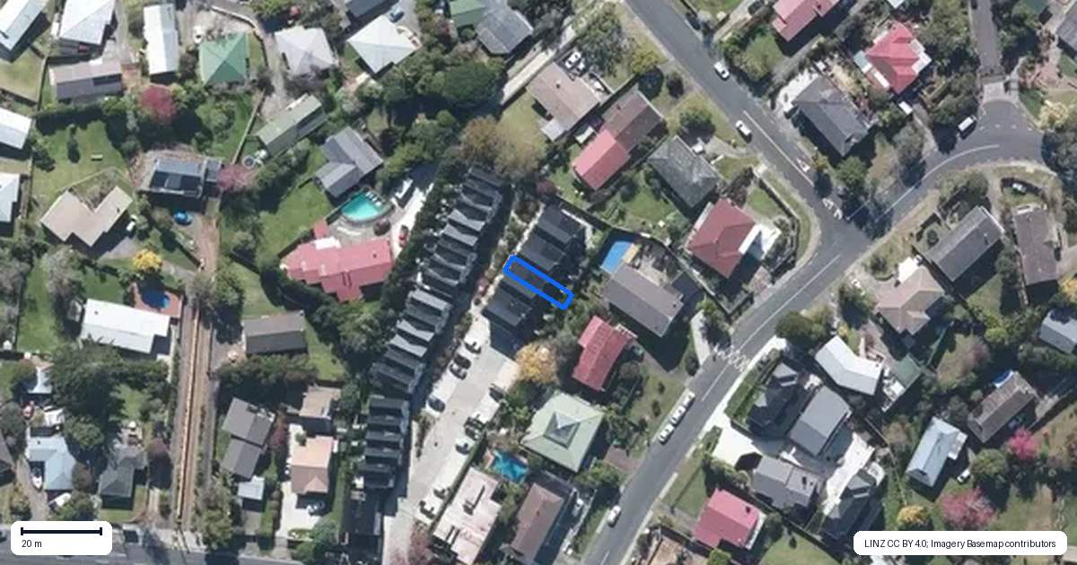 Property context map for 7 Wharara Lane, Massey, Auckland