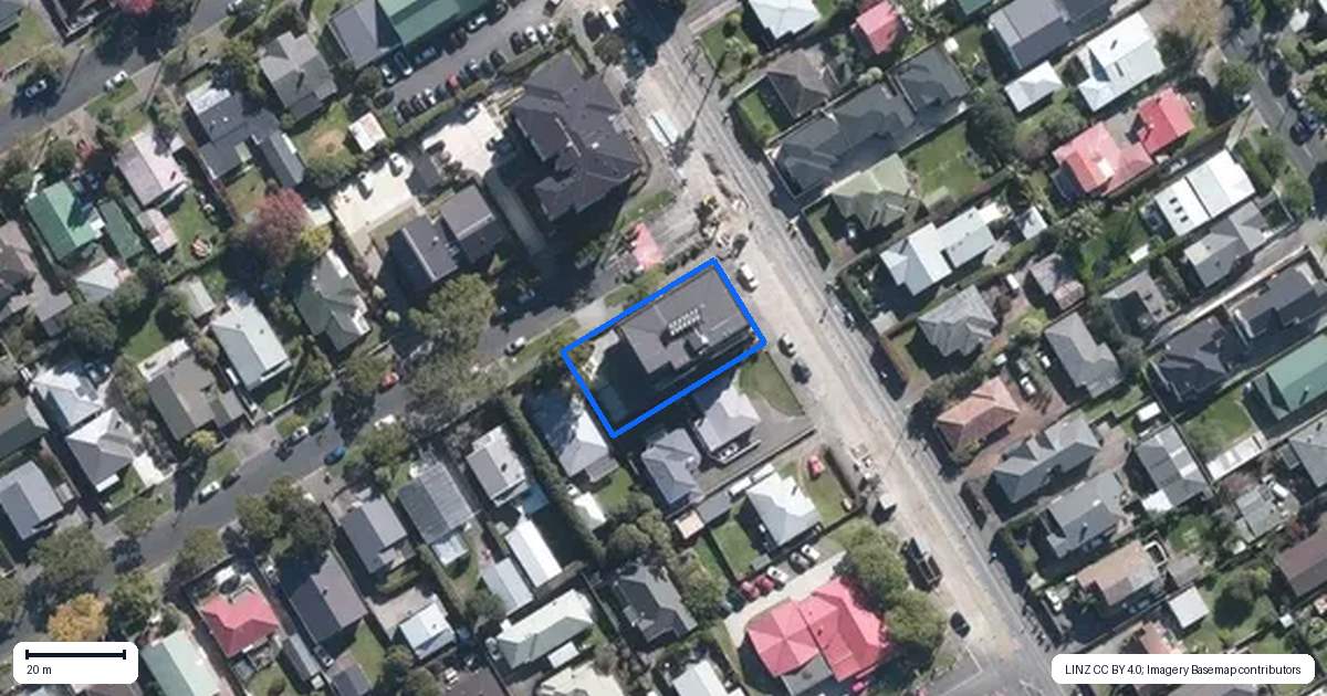 Property context map for 304/2 Miller Street, Point Chevalier, Auckland