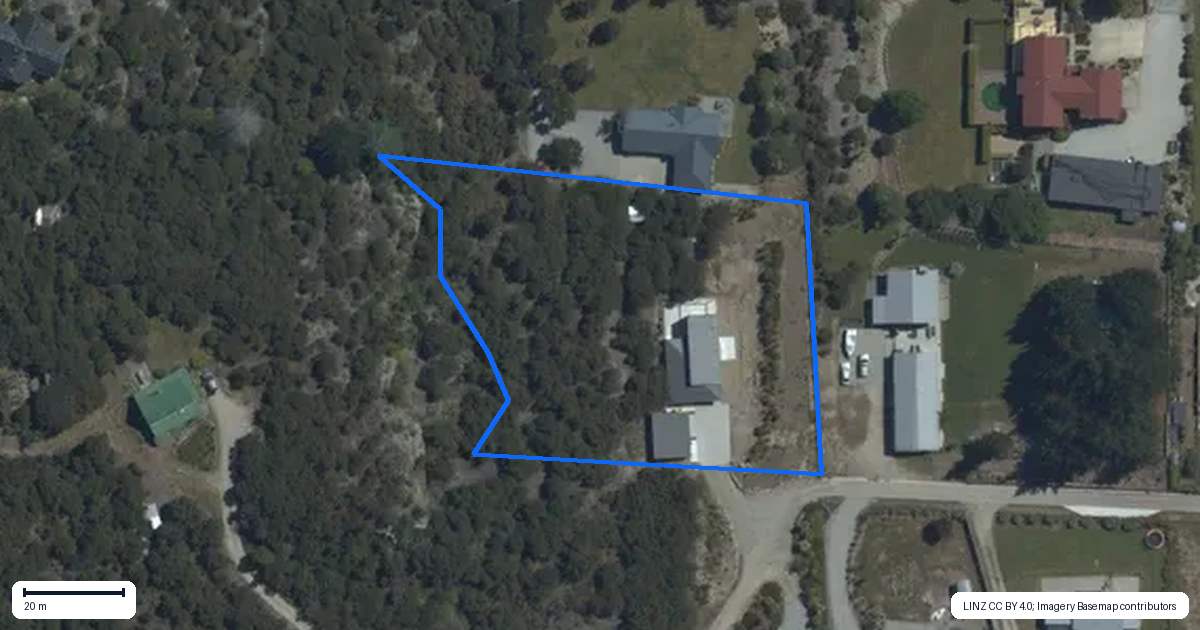 Property context map for 10 Goldie Lane, Albert Town, Wanaka