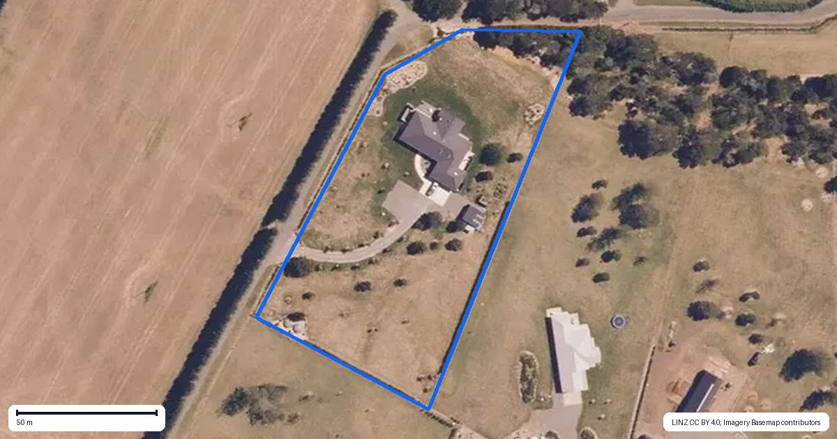 Property context map for 18 Blackwood Lane, Maraekakaho