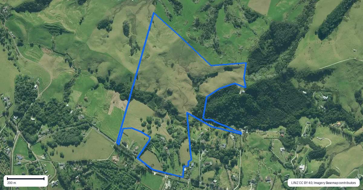 Property context map for 404 Tara Road, Mangawhai