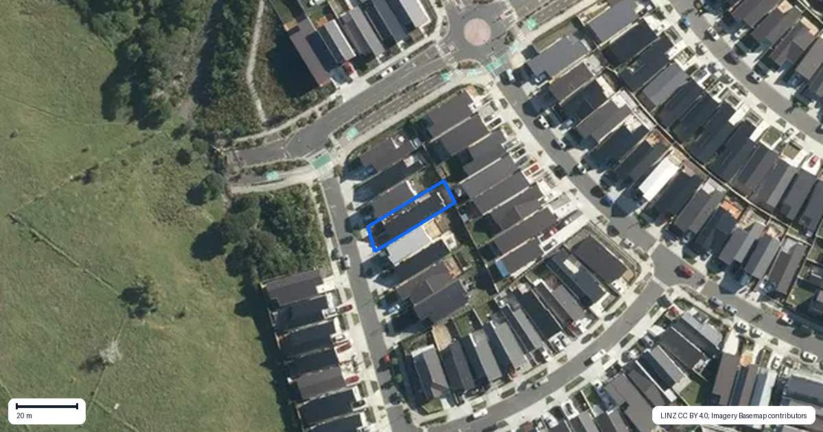 Property context map for 35 Morus Road, Massey, Auckland