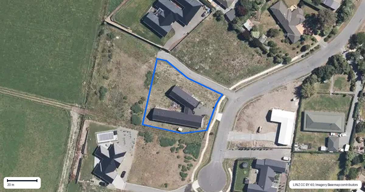Property context map for 82 Queens Avenue, Waikuku Beach