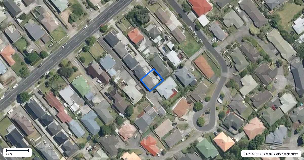 Property context map for 112E Hutchinson Avenue, New Lynn, Auckland