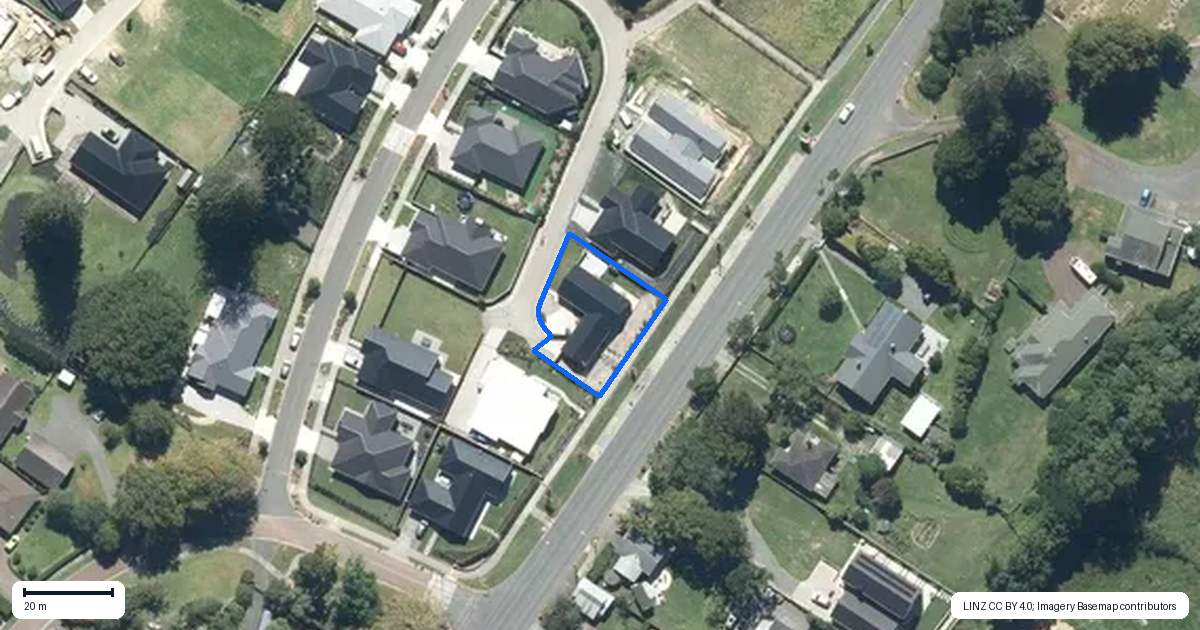 Property context map for 11 Kaihuia Lane, Clevedon