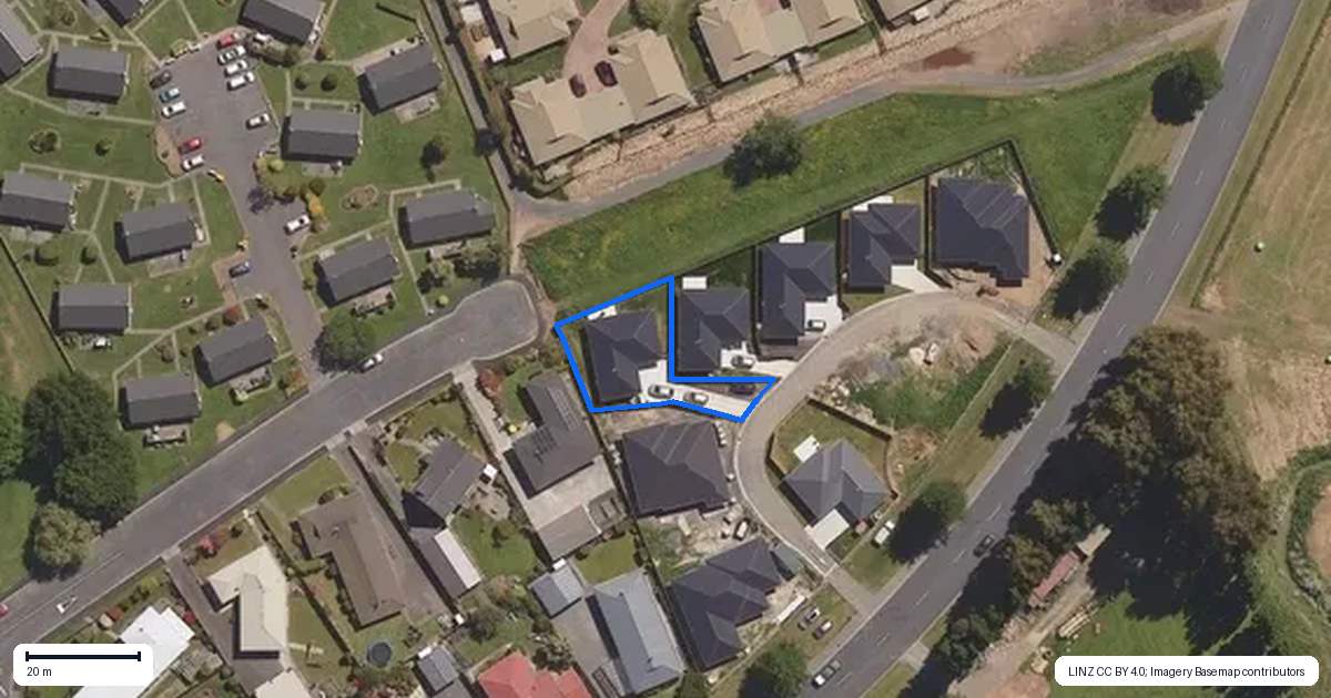 Property context map for 9 Alder Crescent, Mosgiel