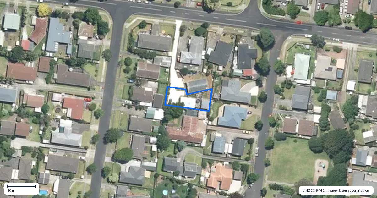 Property context map for 18A Gibbons Road, Weymouth, Auckland
