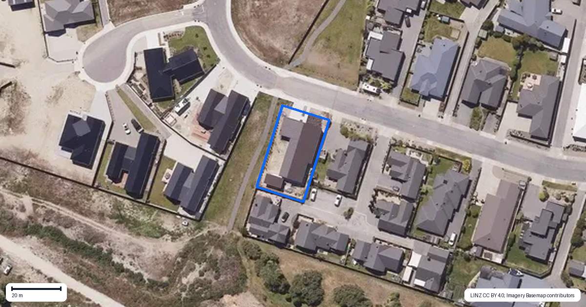 Property context map for 37 Larch Crescent, Alexandra