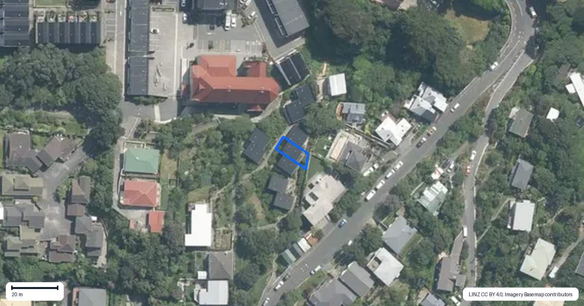 Property context map for 45 Avon Street, Island Bay, Wellington