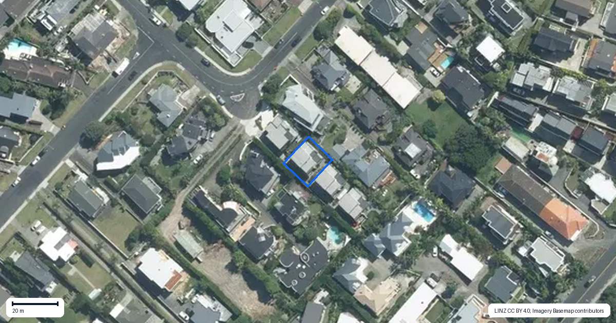 Property context map for 18A Marama Street, Castor Bay, Auckland