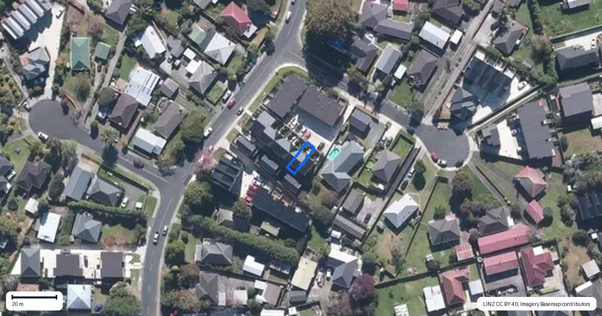 Property context map for 8/41 Kervil Avenue, Te Atatu Peninsula, Auckland