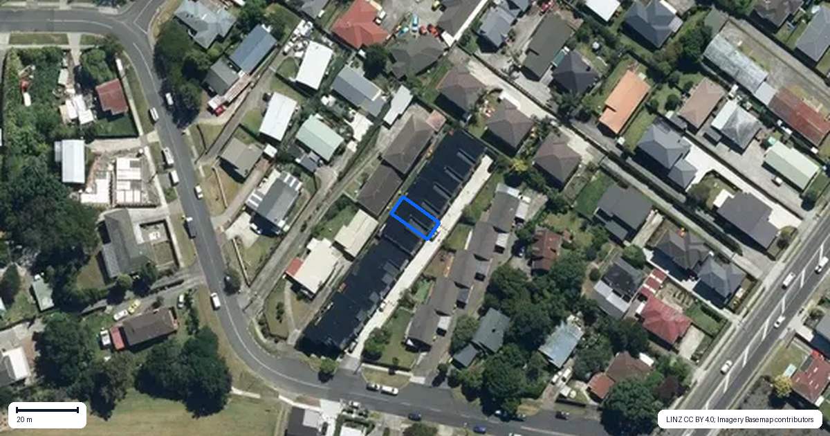 Property context map for 7/66 Clayburn Road, Glen Eden, Auckland