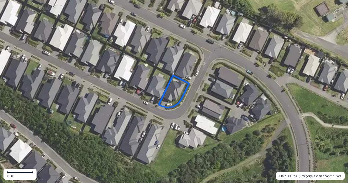 Property context map for 4 Pioneer Crescent, Omokoroa