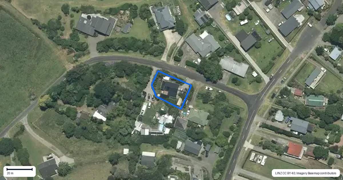 Property context map for 8 Laycock Road, Tairua
