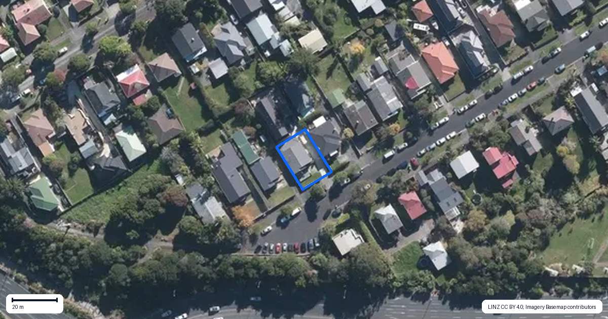 Property context map for 43 Montrose Street, Point Chevalier, Auckland