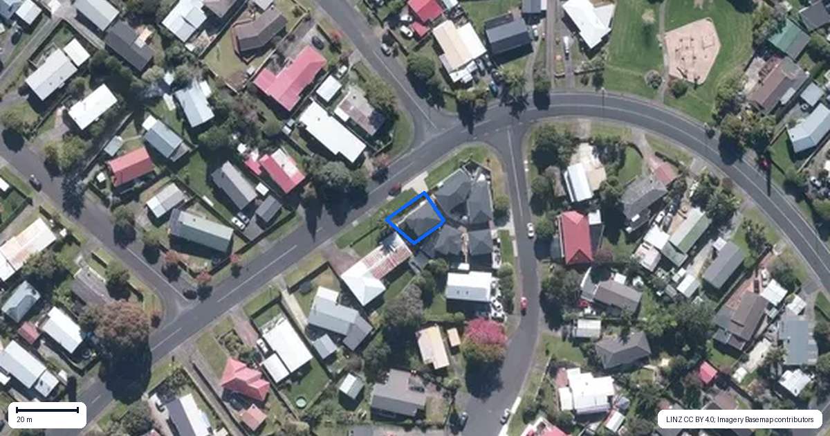 Property context map for 1C Ohira Place, Henderson, Auckland
